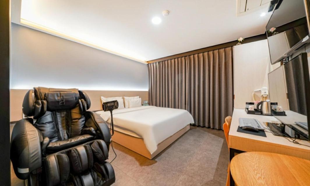 Hotel The May Busan Bagian luar foto