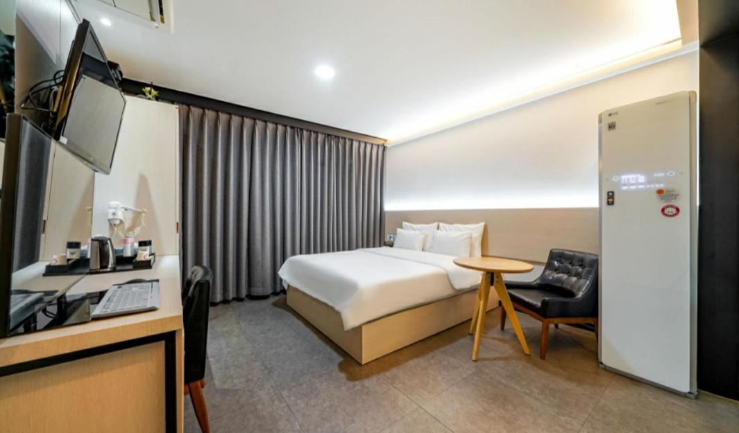 Hotel The May Busan Bagian luar foto