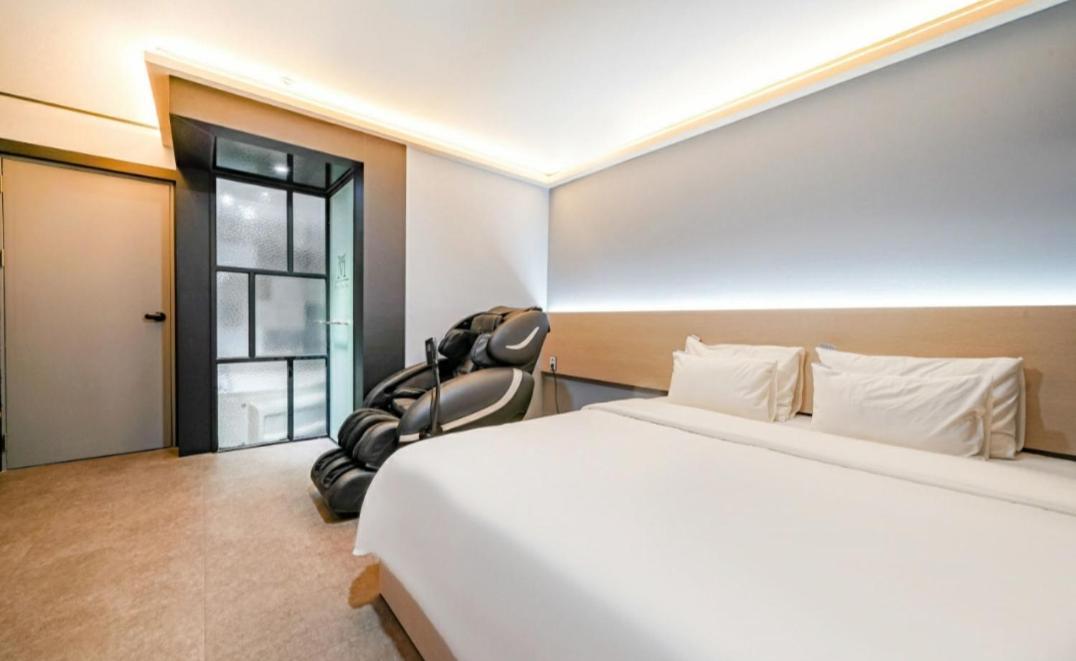 Hotel The May Busan Bagian luar foto